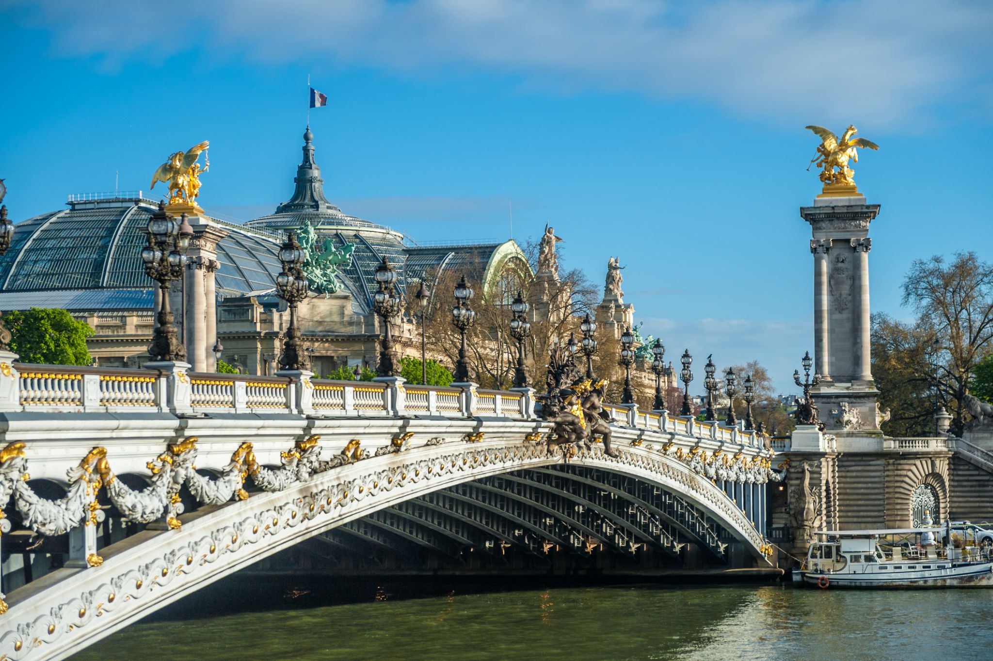 Елисейский дворец Париж мост
