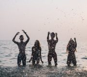 Sécurité, prix, mal du pays, intégration… Découvrez pourquoi les idées reçues sur les colonies de vacances ne correspondent plus à la réalité. 